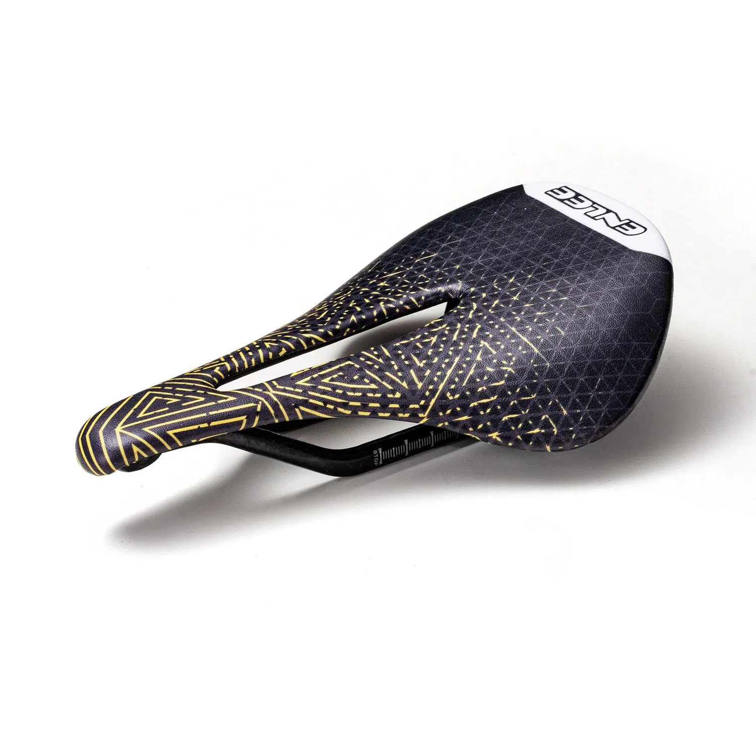 Factory Wholesale Bicycle Carbon Fiber Ultra-Thin Ultra-Light Hollow Saddle