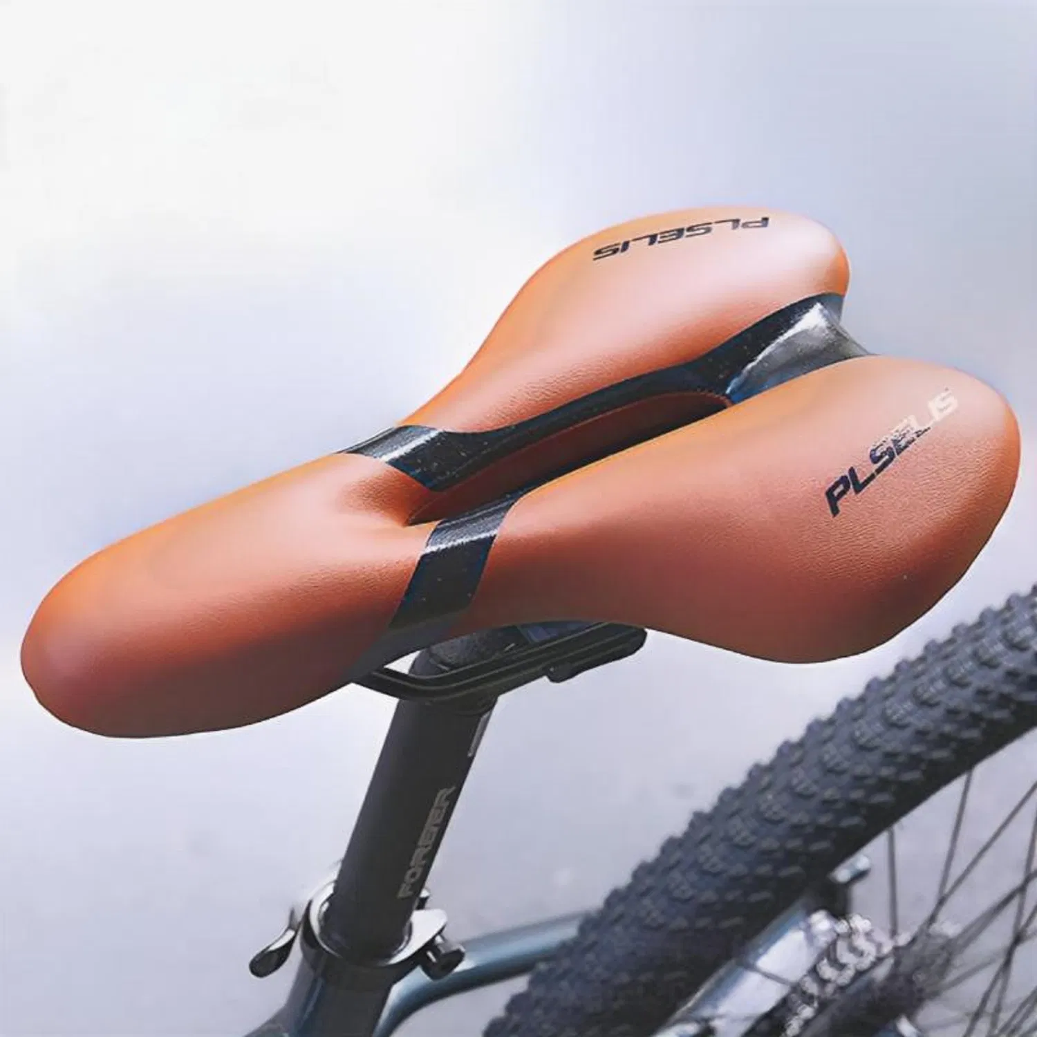 Hot Selling Full Carbon Lightweight Hollow Breathable Mountain Bike Saddle